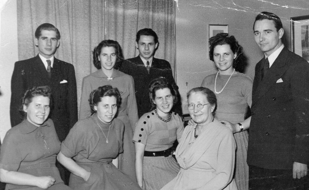 Kusserow Family